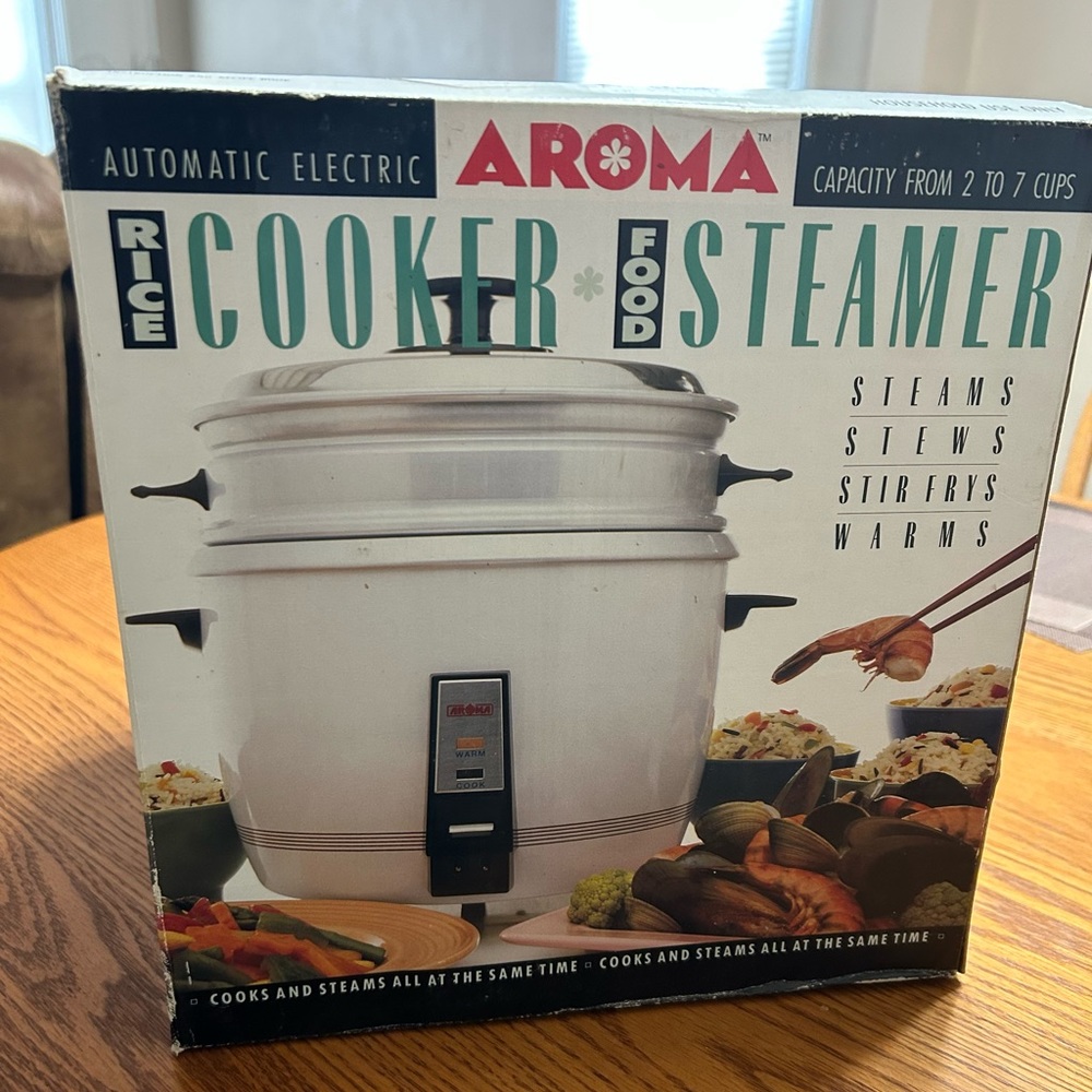Aroma 2 To 7 Cup Pot-Style Rice Cooker and Food Steamer - White NEW